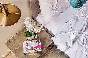 ARI Central Grand Apartments-Luxury Stay