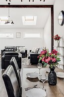ARI Central Grand Apartments-Luxury Stay