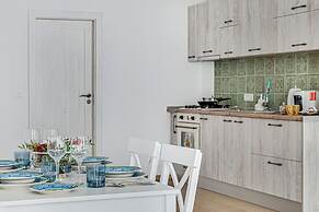ARI Central Grand Apartments-Luxury Stay
