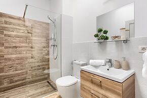 ARI Central Grand Apartments-Luxury Stay