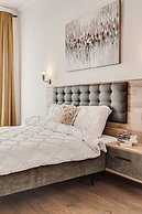 ARI Central Grand Apartments-Luxury Stay