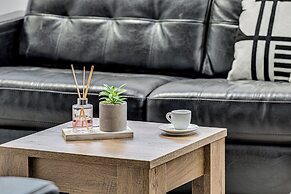 ARI Central Grand Apartments-Luxury Stay