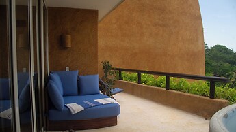 Armadillo Living Villas