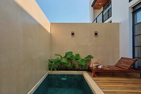 Hotel Compatir