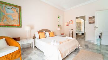 Authentique Villa Tunisoise Avec Piscine Marsa