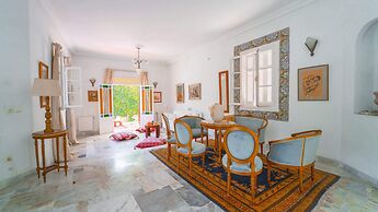 Authentique Villa Tunisoise Avec Piscine Marsa