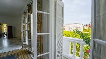 Authentique Villa Tunisoise Avec Piscine Marsa