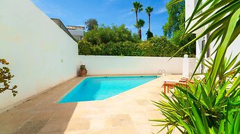Authentique Villa Tunisoise Avec Piscine Marsa