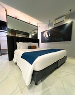 Hotel Lleras Park IV