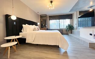 Hotel Lleras Park IV