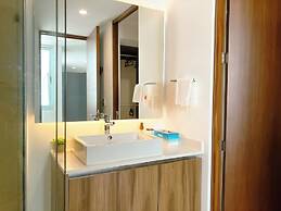 Stylish Playacar Condos w Balcony & Pool