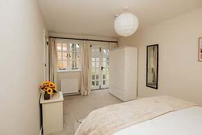 Garden Lodge in Aston Tirrold