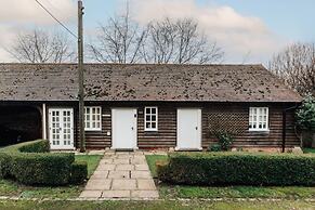 Garden Lodge in Aston Tirrold