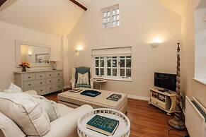 Garden Lodge in Aston Tirrold