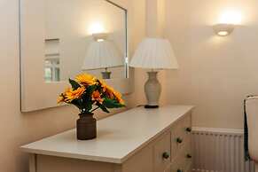 Garden Lodge in Aston Tirrold