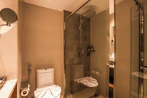 Zostel Phuket (Patong Beach)