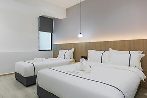 Edenwood Hotel