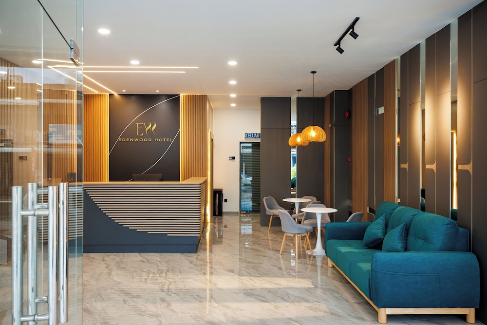 Edenwood Hotel