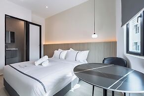 Edenwood Hotel