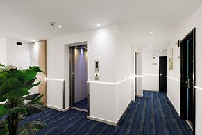 Edenwood Hotel