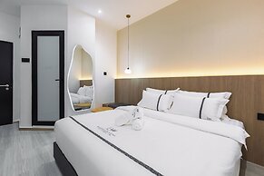 Edenwood Hotel