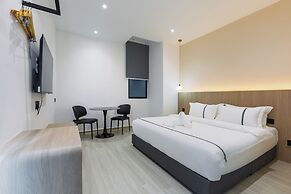 Edenwood Hotel