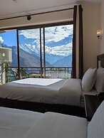 HARD ROCK HUNZA