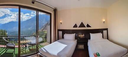HARD ROCK HUNZA