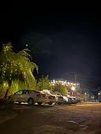 HARD ROCK HUNZA