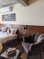HARD ROCK HUNZA