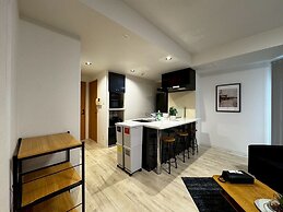 GRACE GARDEN 301
