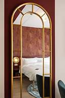 Duke Studio Hotel