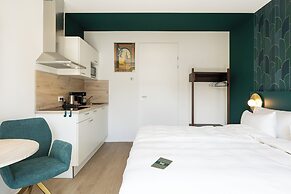 Duke Studio Hotel