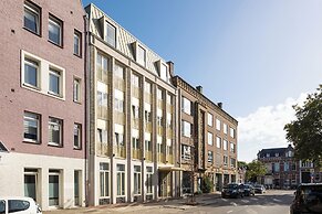 Duke Studio Hotel