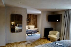 Hotel Le Prieure - 1500m