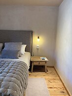 Hotel Le Prieure - 1500m