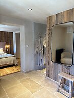 Hotel Le Prieure - 1500m