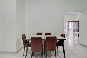 OYO 94758 Kamila House