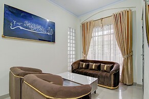 OYO 94758 Kamila House