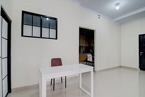 OYO 94758 Kamila House