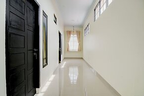 OYO 94758 Kamila House