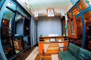 SHASTE CITY HOTEL
