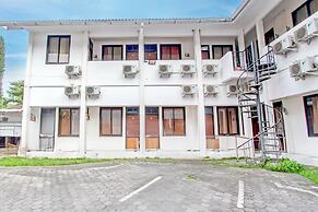 OYO 94756 23 Residence