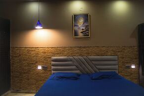Let'stay- Sector 63A Noida