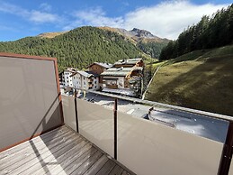 Black Summit Samnaun Boutique Hotel