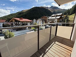 Black Summit Samnaun Boutique Hotel