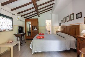 Maria Gabriella Holiday Home