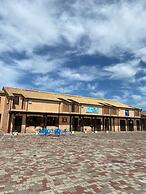 Hotel Riviera Village