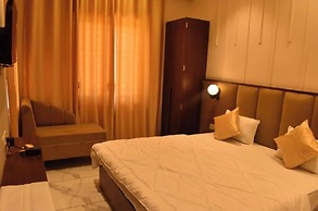 S.K. Plaza Hotel
