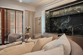 Granaria Jacuzzi Premium Suites by Downtown Apartments